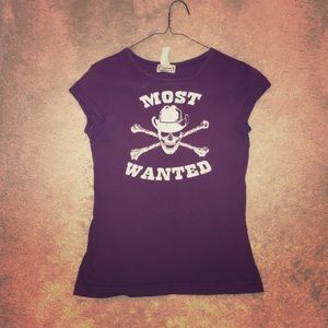 Brown Y2K graphic “Most Wanted” skull tee by Freedom L